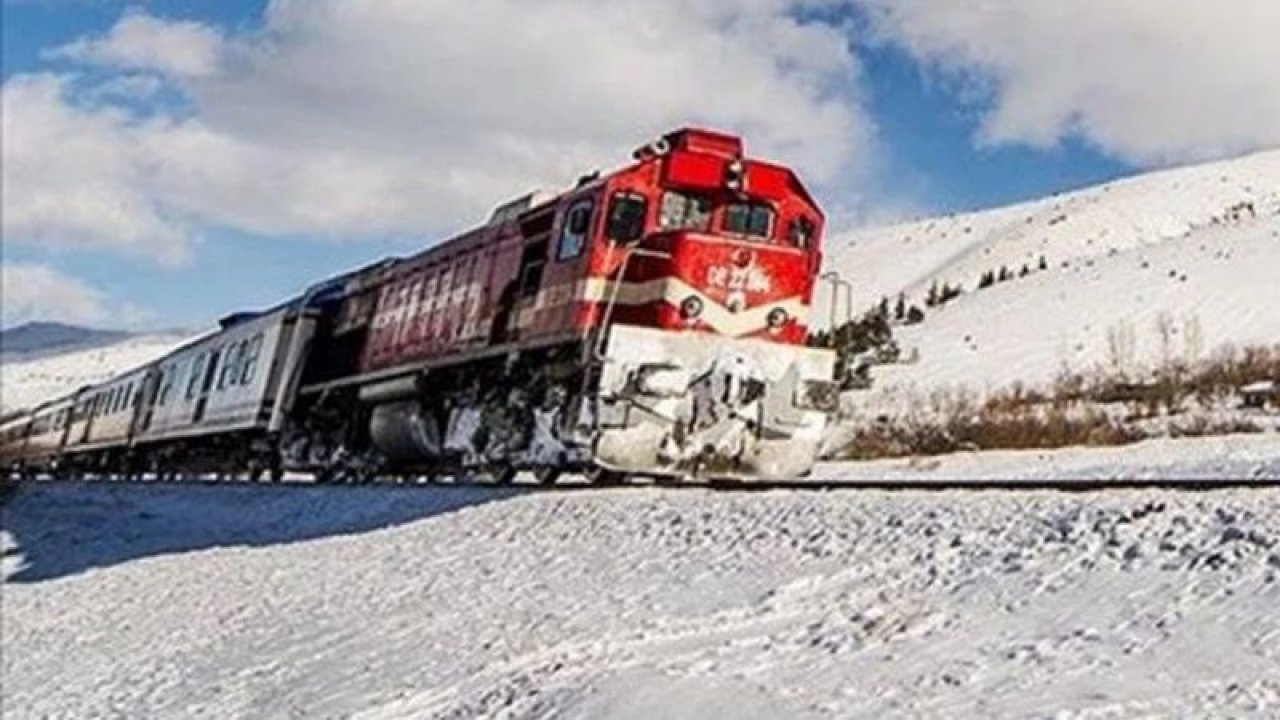 Kışın En Sıcak ve Eşsiz Manzarası Bu Yolculukta Tadılacak! Doğu Ekspresi Seferine Başlıyor: Bilet Fiyatları Ne Kadar Oldu?