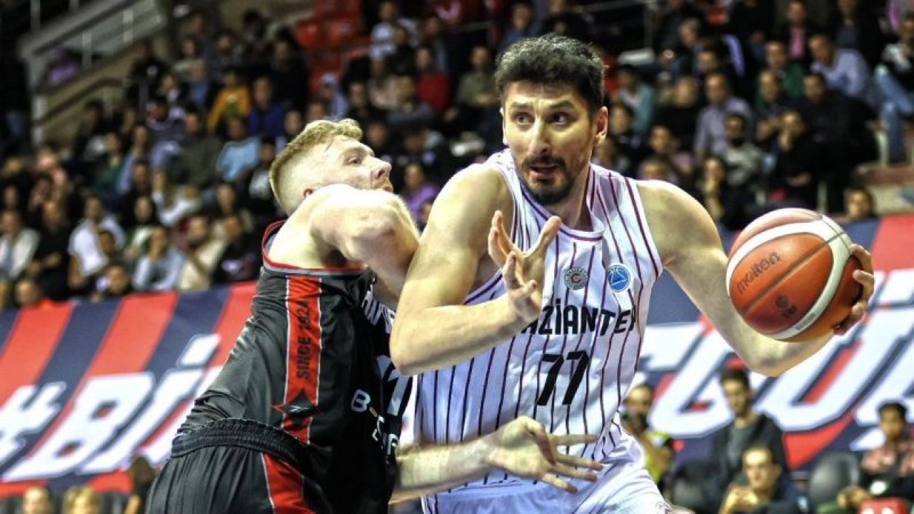 Gaziantep Basketbol 10 sayıyla kaybetti