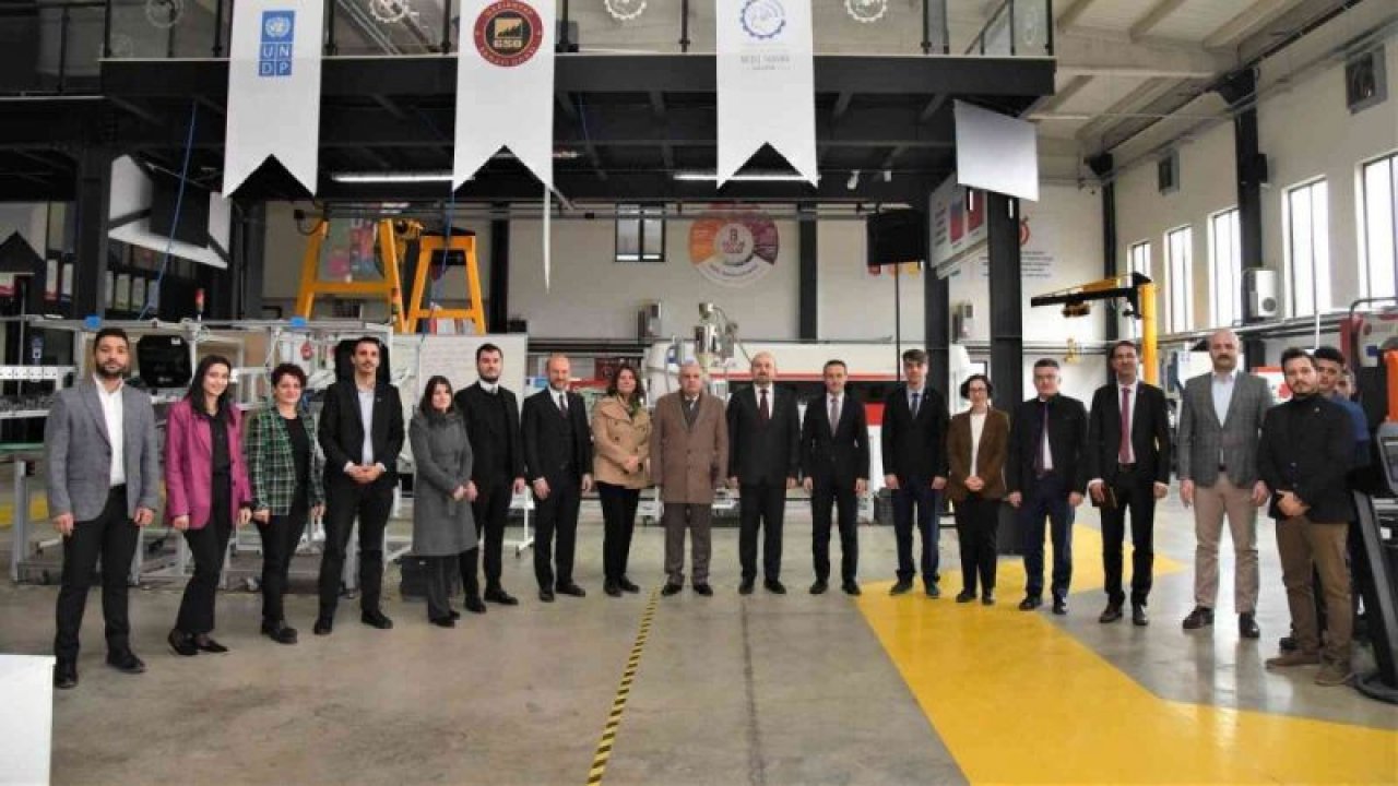 Gaziantep Model Fabrikada değerlendirme ve planlama toplantısı