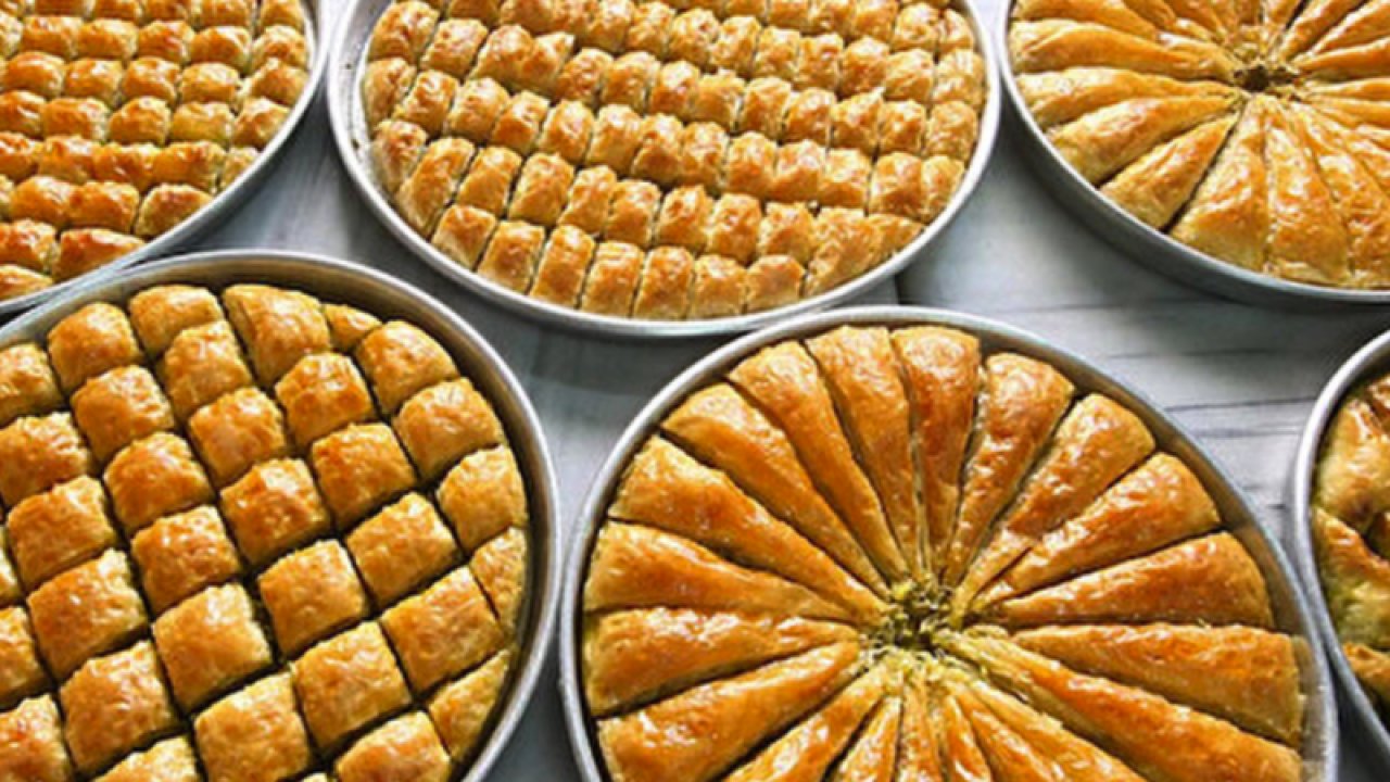 Gaziantep Baklavası ZAM REKORU KIRMAYA DEVAM EDİYOR! Gaziantep'in Dünyaca Ünlü Yöresel Tatlısı BAKLAVAYA ZAM GELDİ!