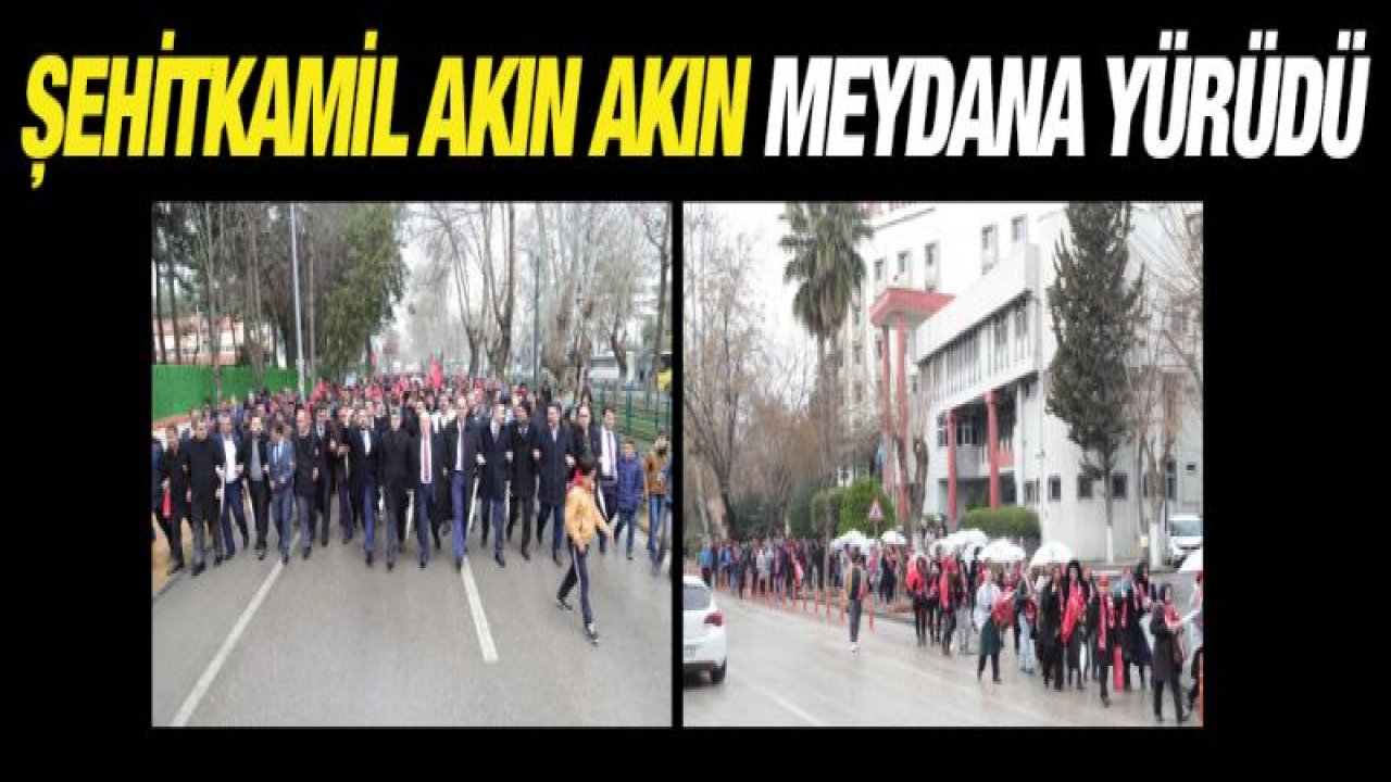 Şehitkamil akın akın meydana yürüdü