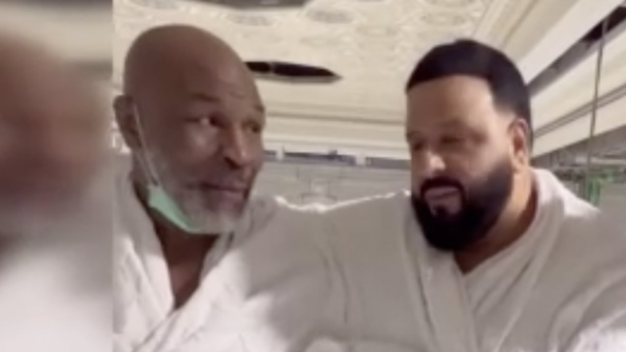 ABD’li boksör Mike Tyson, ünlü DJ Khaled ile umre yaptı