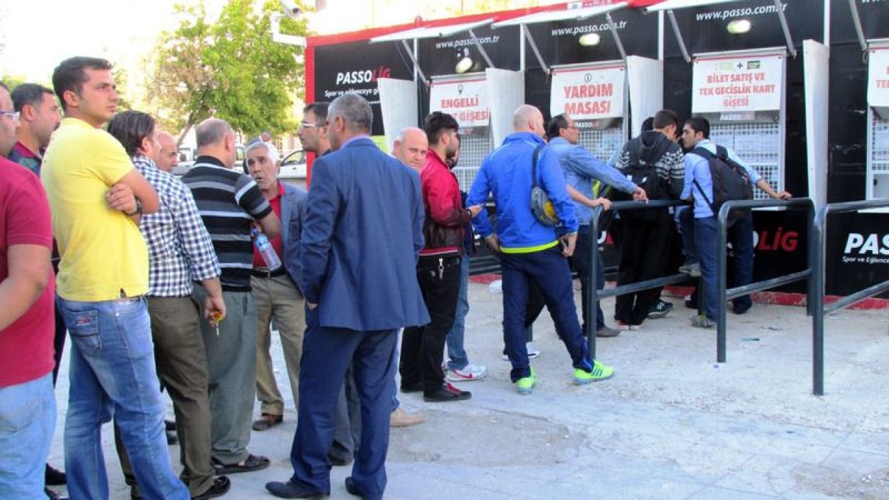 Gaziantep FK - Beşiktaş maçı öncesi KRİZ! Gaziantep FK-Beşiktaş maçı öncesi taraftarlar isyan etti!