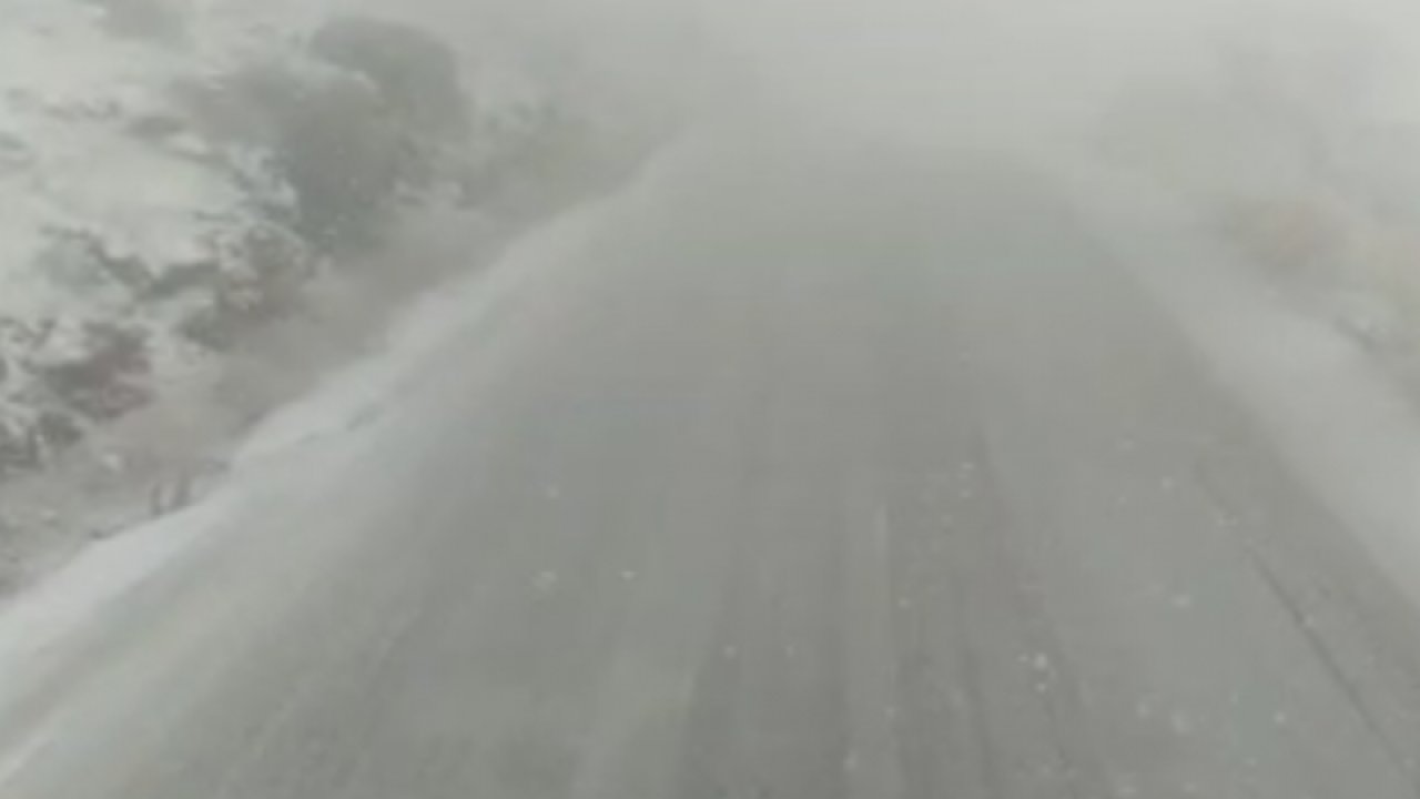 Gaziantep Valiliği  Peş Peşe Uyarmıştı! Gaziantep'te Kar Yağışı Başladı... Video Haber...