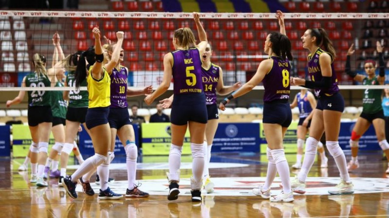 Adam Voleybol 12’de 12 yaptı