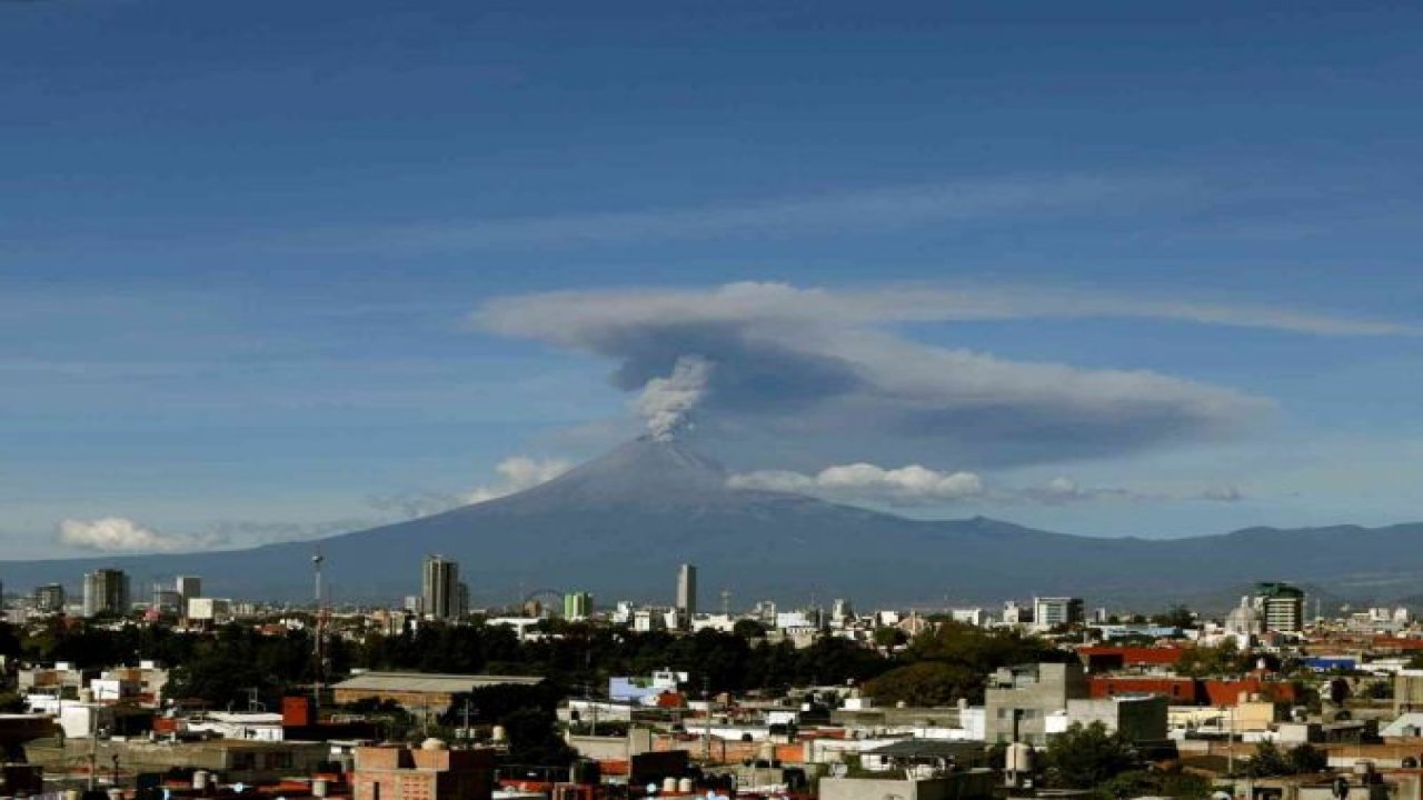 Popocatepetl Yanardağı’nda 3 patlama