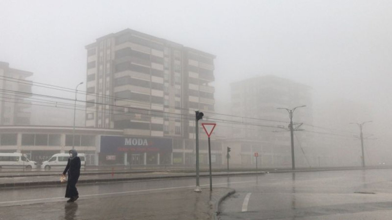 Gaziantep'te yoğun sis ve sağanak