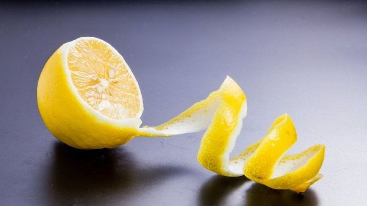 Yıllarca Yanlış Tüketilmiş! Limonun Vitamini Kabuğundaymış!