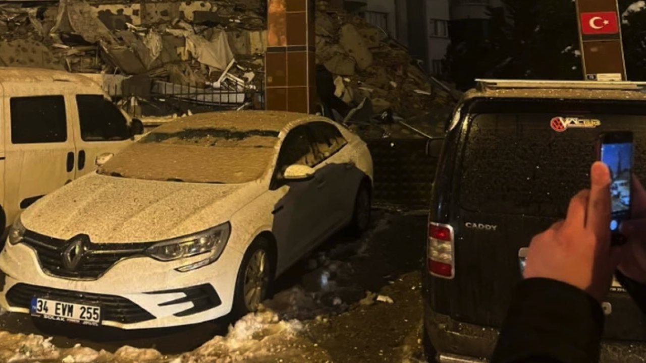 Deprem Gazianteplileri sokağa döktü. Yıkılan binalar var.