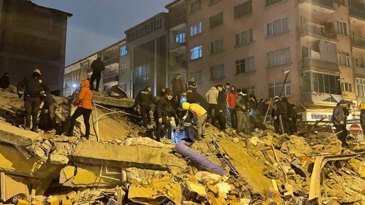 Gaziantep'te Depremzedelere Bankalardan Destek! Borçların Ertelenmesine Karar Verildi!