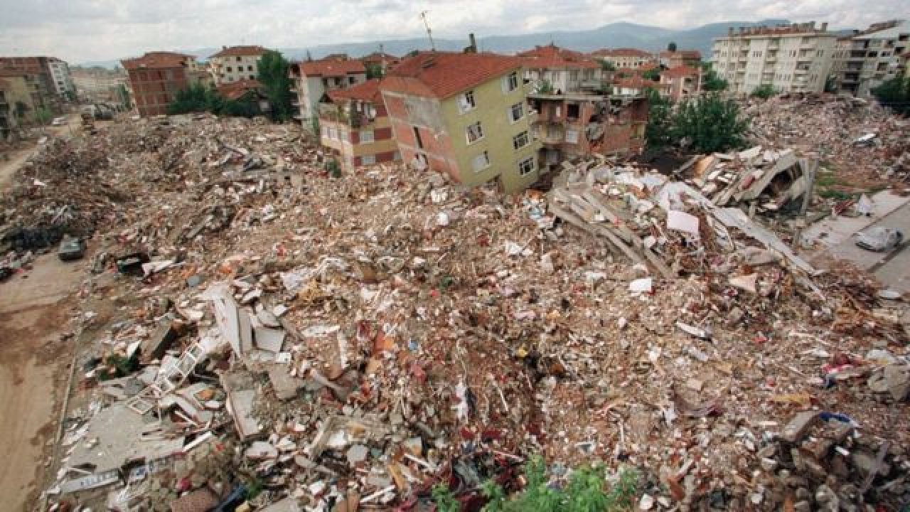 BBC Yazdı: Maraş Depremi Neden Bu Kadar Yıkıcı Oldu?