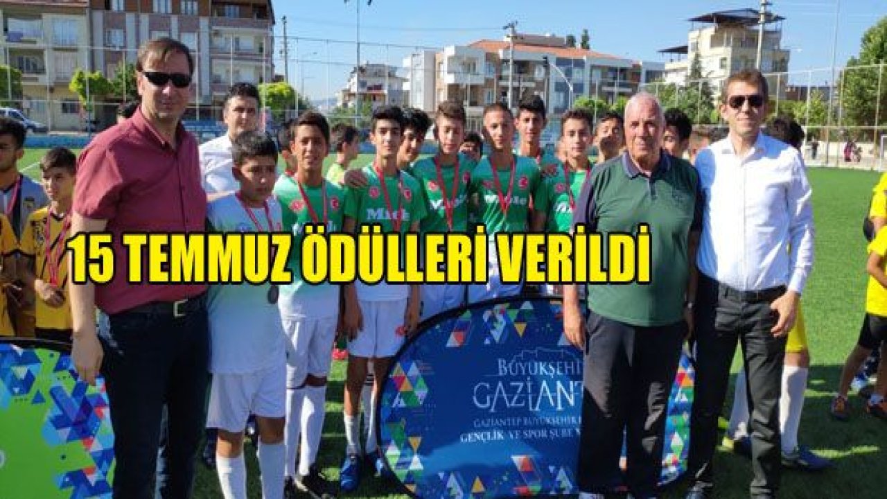 '15 Temmuz Futbol Turnuvasında ödüller verildi