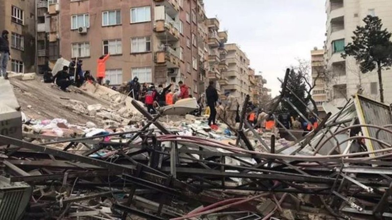 Türkiye Tek Yürek Oldu! Afetzedeler İçin Ücretsiz Ev İlanları Yayınlandı!