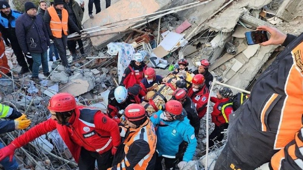 Gaziantep'te Deprem sonrası savcılar da harekete geçti! Adalet Bakanlığı duyurmuştu; enkazda payı olduğu düşünülen herkes gözaltına alınmaya başladı!