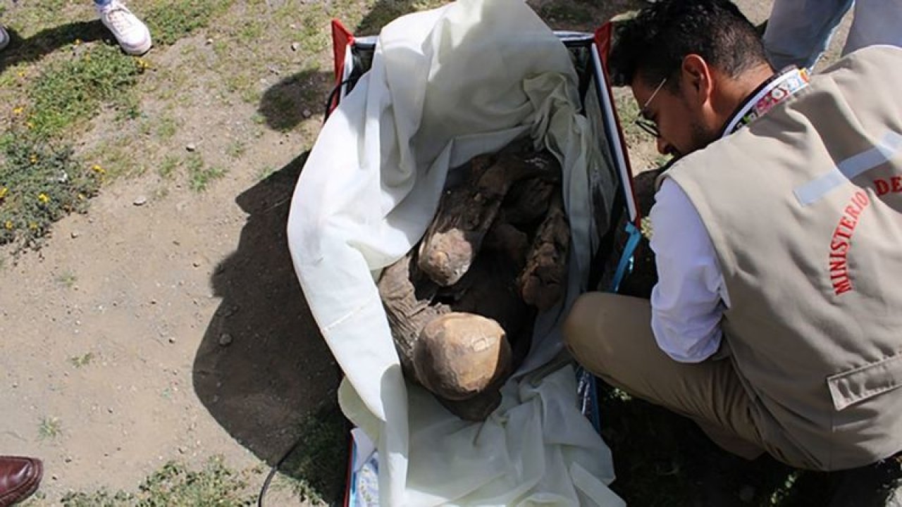 Peru’da Yemek Dağıtım Torbasının İçinden “Mumya” Çıktı! Detaylar Herkesi Şoke Etti!