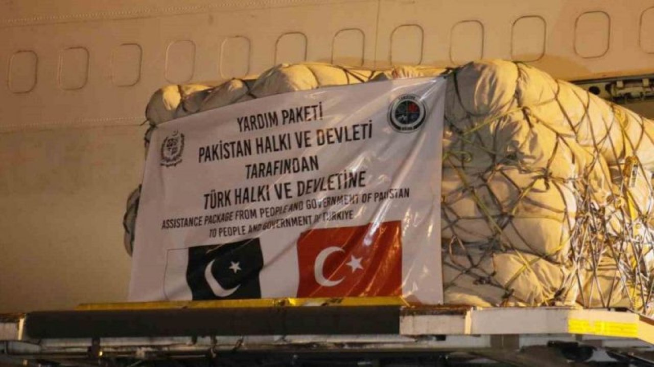 DEPREM!!! Pakistan’dan Gaziantep'in DAHİL OLDUĞU 11 ŞEHİR'E DAĞITIMAK İÇİN GÖNDERDİĞİ çadırlar gelmeye başladı