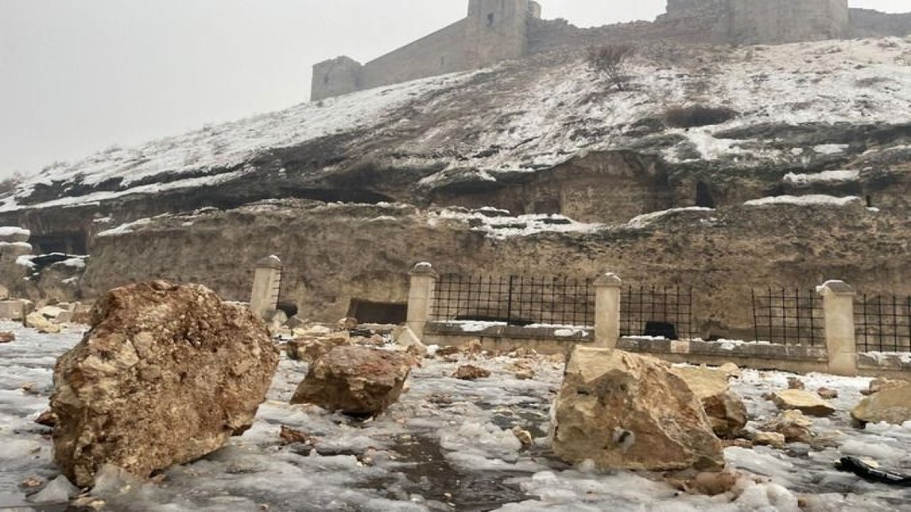 Asrın Felaketi GAZİANTEP'İ YIKTI GEÇTİ!  'MORAL' kelimesi herkesin ağzında... Bakın 'MORAL' kelimesi ne anlama geliyor