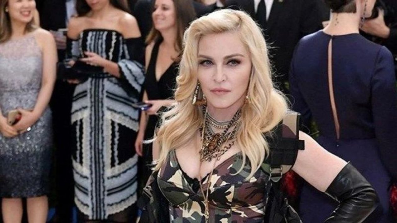 Madonna’dan Çocukları İçin Beş Kural! Yıldız İsim Dünya Turnesi Öncesinde Çocuklarını Uyardı!