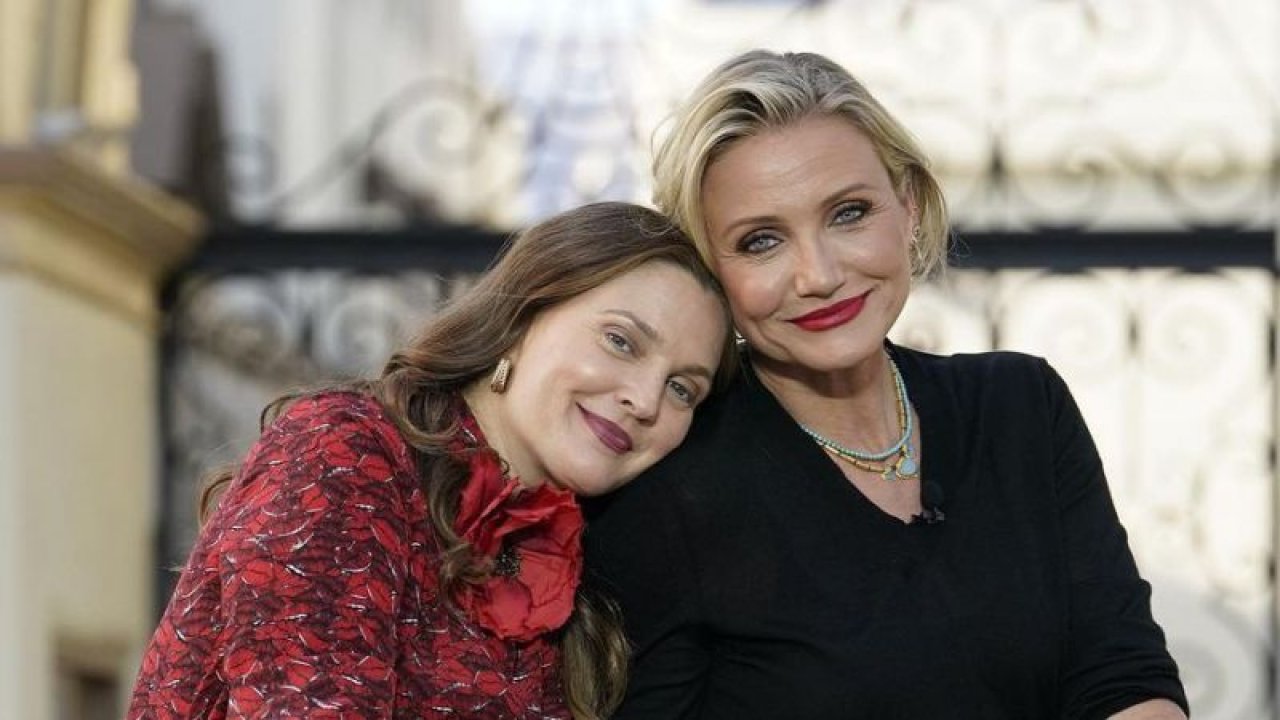 10 Yıl Sonra Setlere Geri Döndü! Cameron Diaz Oyuncuğu Yeniden Bırakıyor Mu?