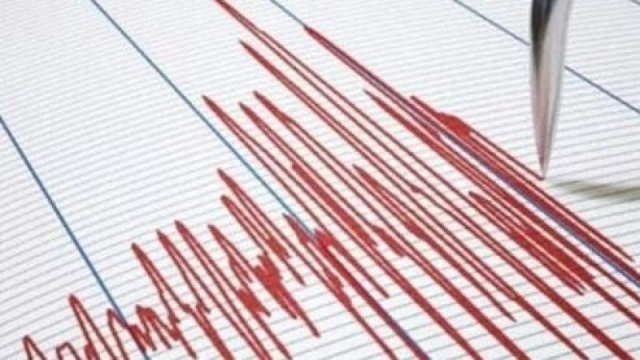 DEPREM! İzmir’de 3.5 büyüklüğünde deprem....İŞTE O ANLAR