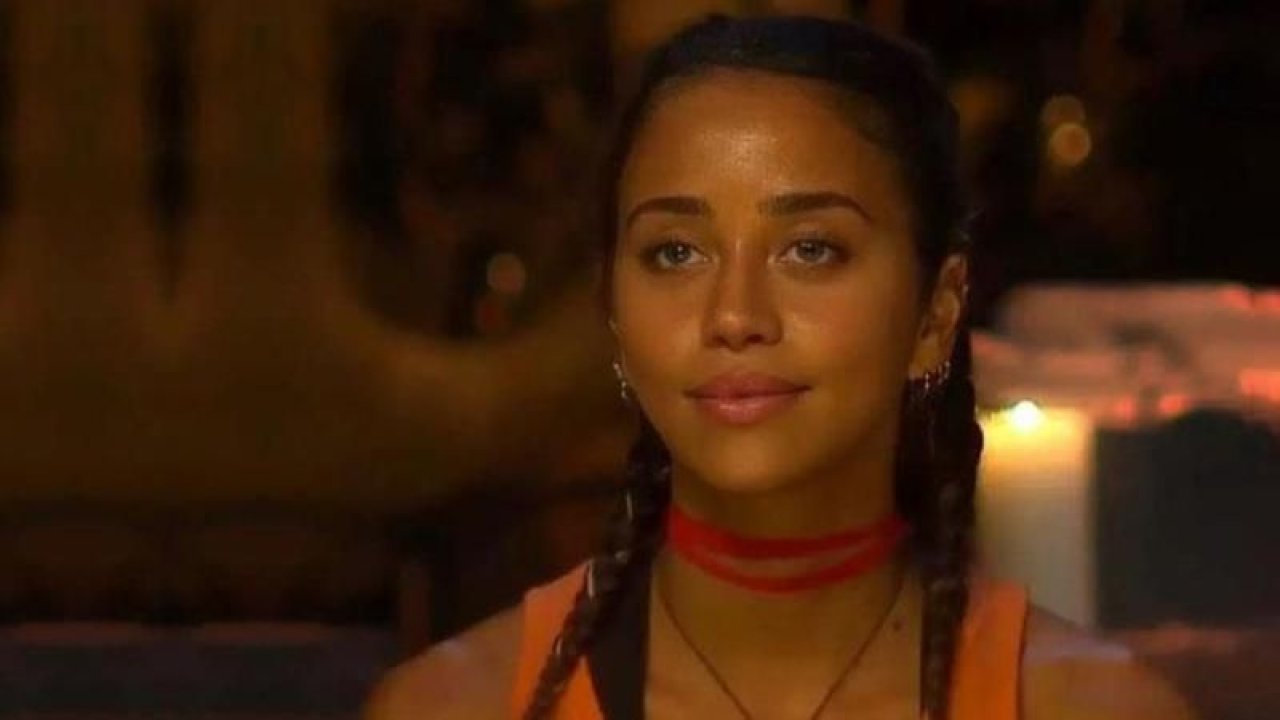 Survivor kazası sonrası ani şekilde adadan ayrılan Zeynep Alkand'an ilk açıklama geldi!