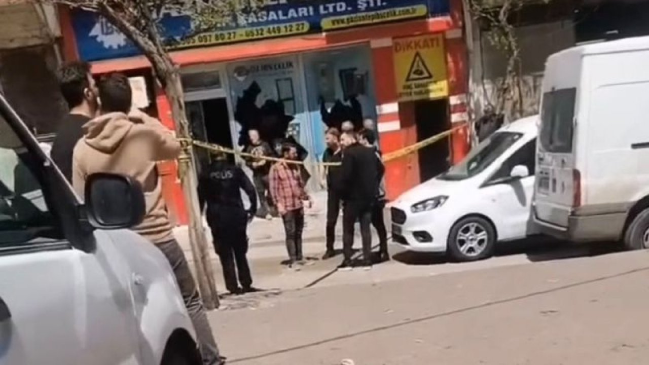 İşte Detaylar! Gaziantep'te çelik kasa üreten esnafa kurşun yağmuru.Önce dükkanı yaktılar sonra kurşun yağmuruna tuttular