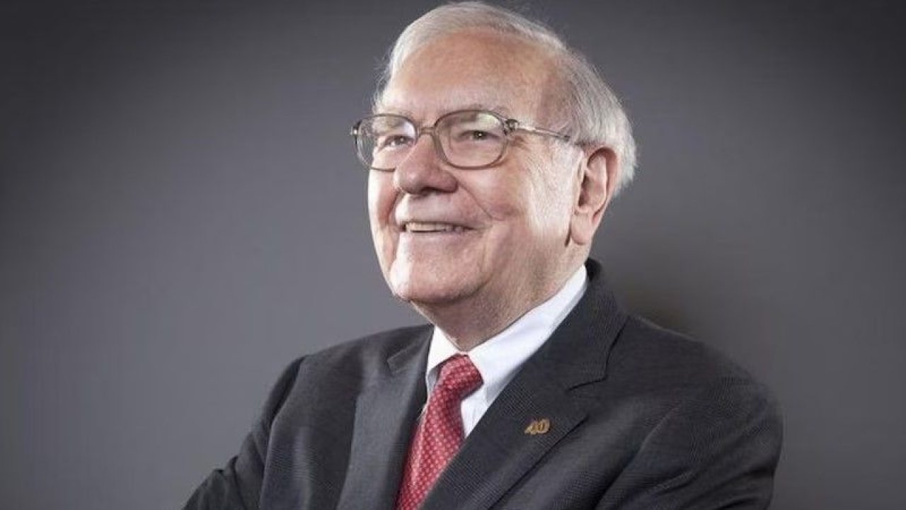 Warren Buffett ve Charlie Munger, Elon Musk hakkında konuştu: "İmkansızı çözmeye adanmış bir adam"