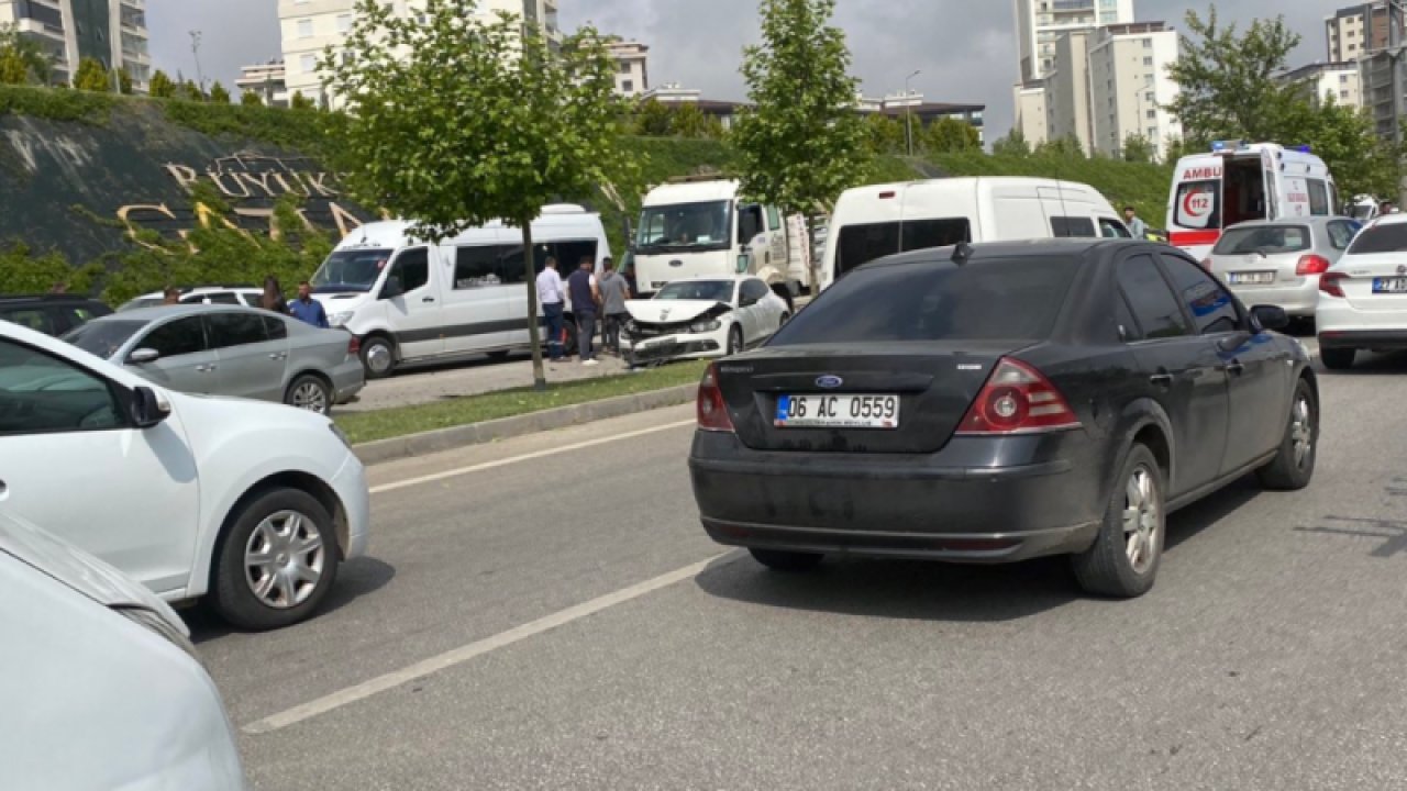 Gaziantep İpek Yolu'nda Zincirleme Kaza