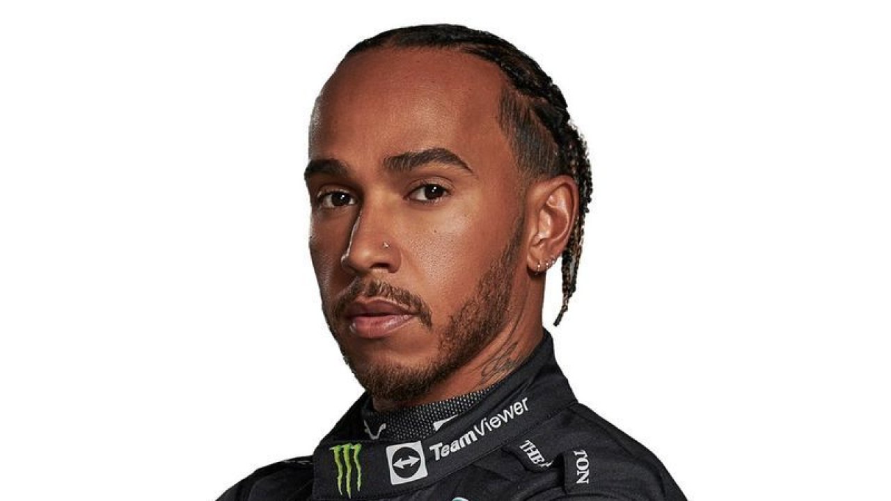 Lewis Hamilton, Ferrari iddialarını reddetti: Takım değiştirmeyecek!