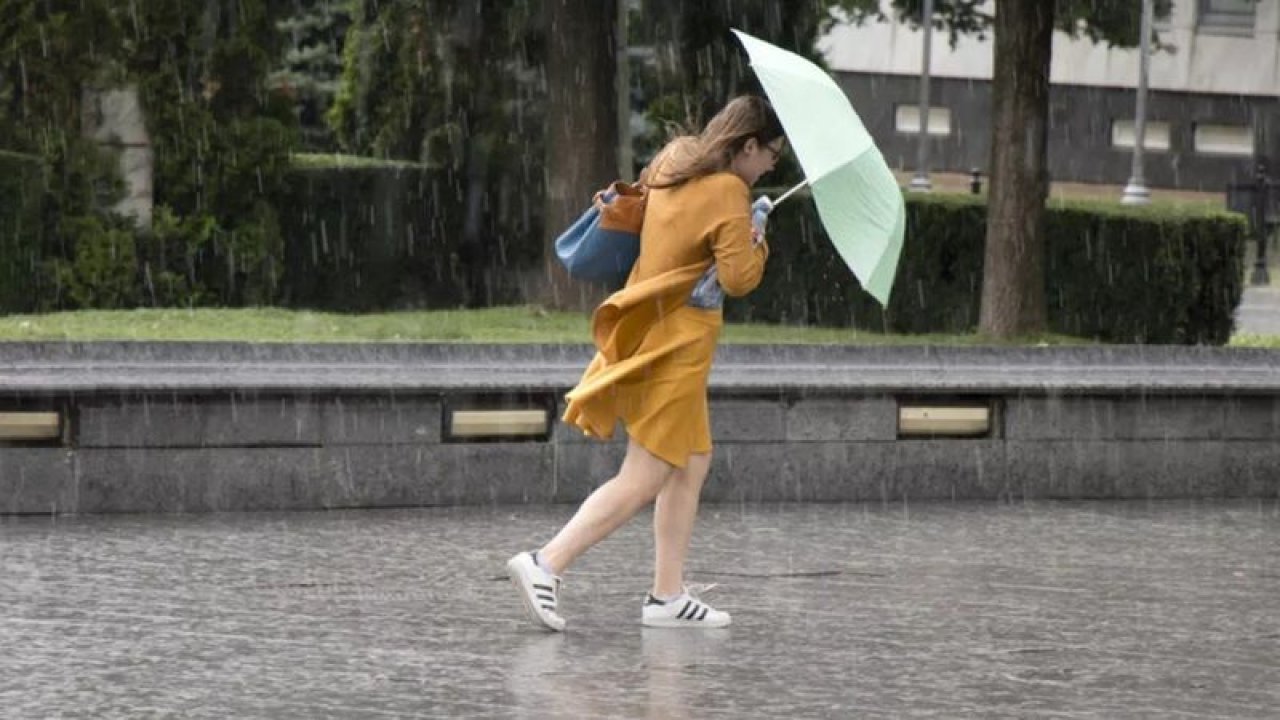 Meteoroloji’den yapılan açıklamaya göre bugün hava nasıl olacak? 11 şehir için sarı kodlu uyarı!