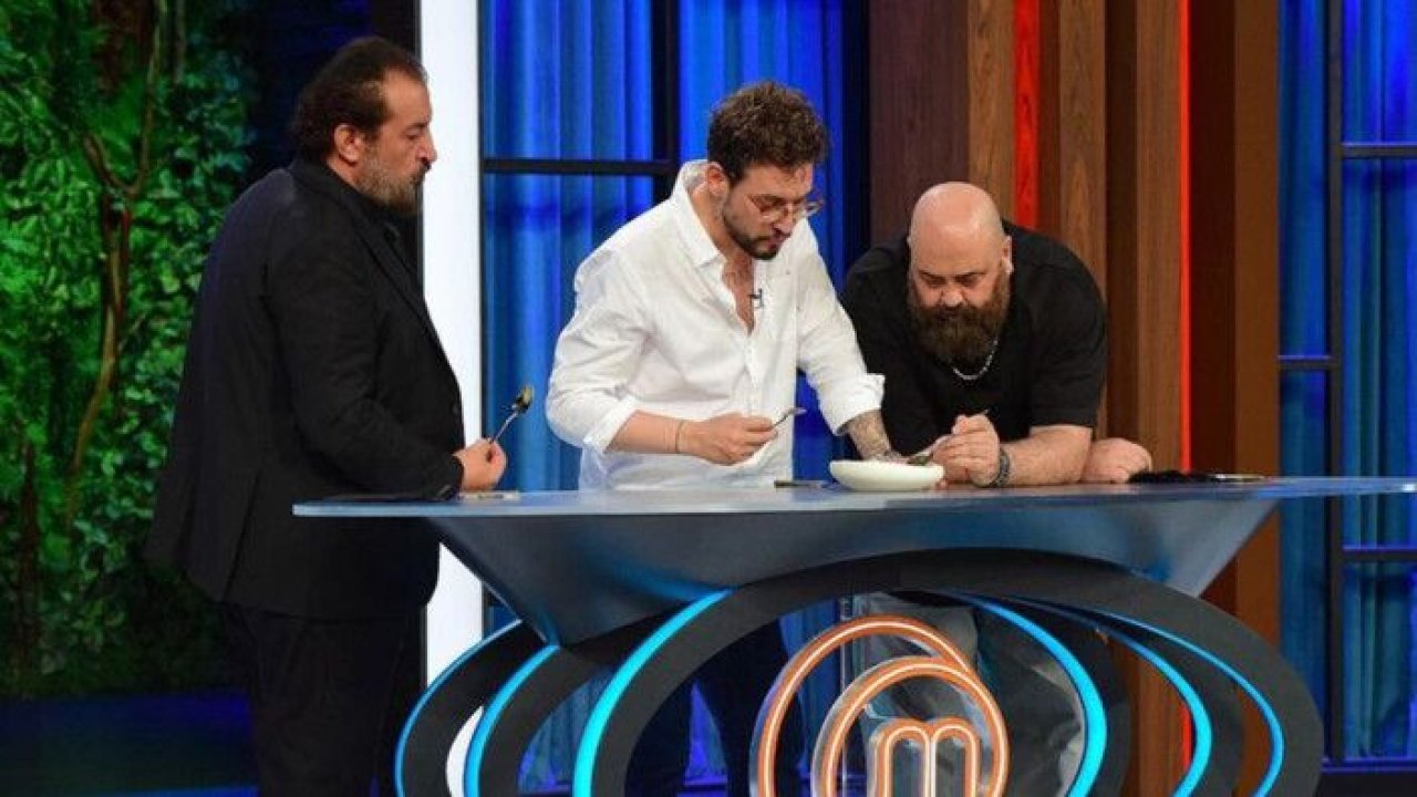 MasterChef’te 100.000 TL hangi takımın oldu? Kıyasıya rekabette bir adım öne geçen takım! O olay Eda’yı ağlattı…