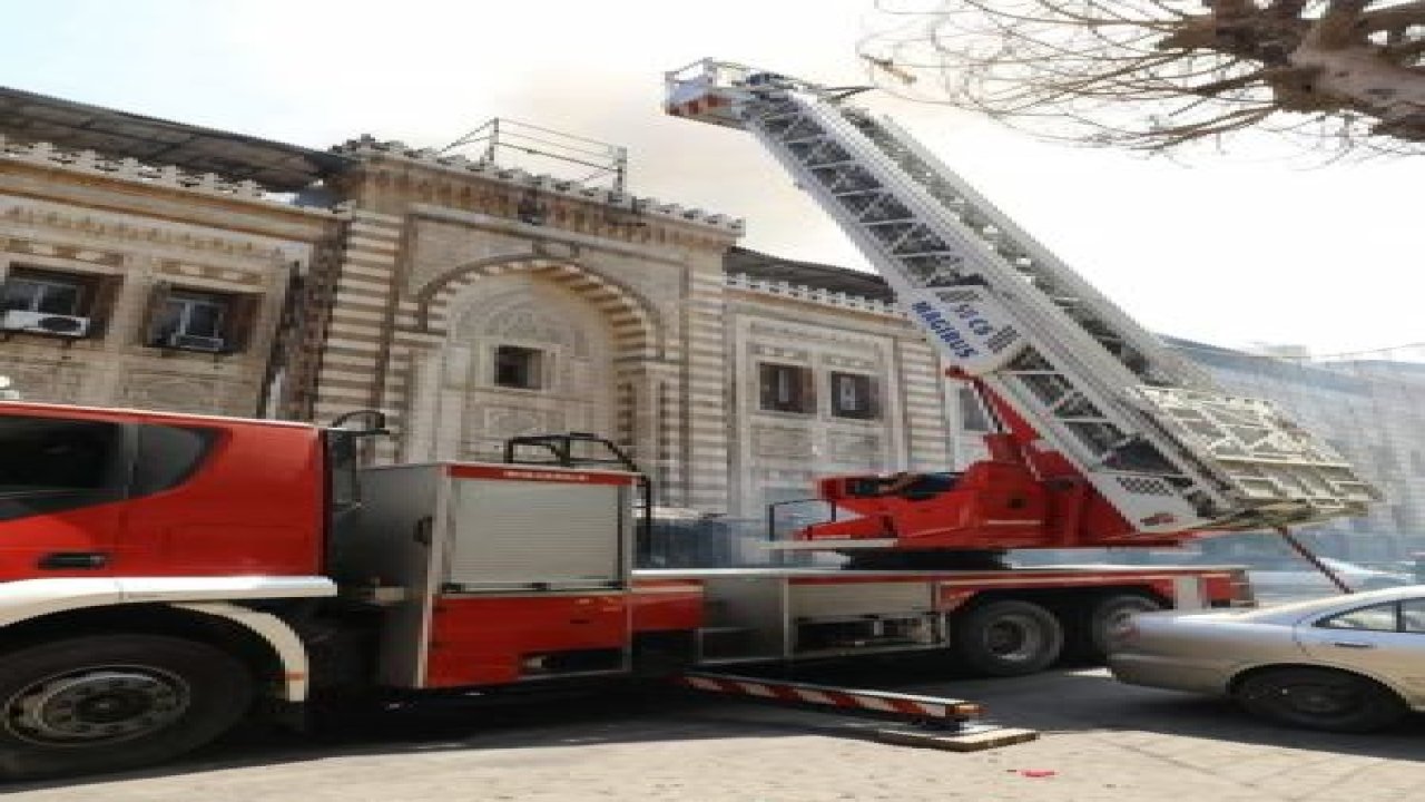 Mısır’da bakanlık binasında yangın