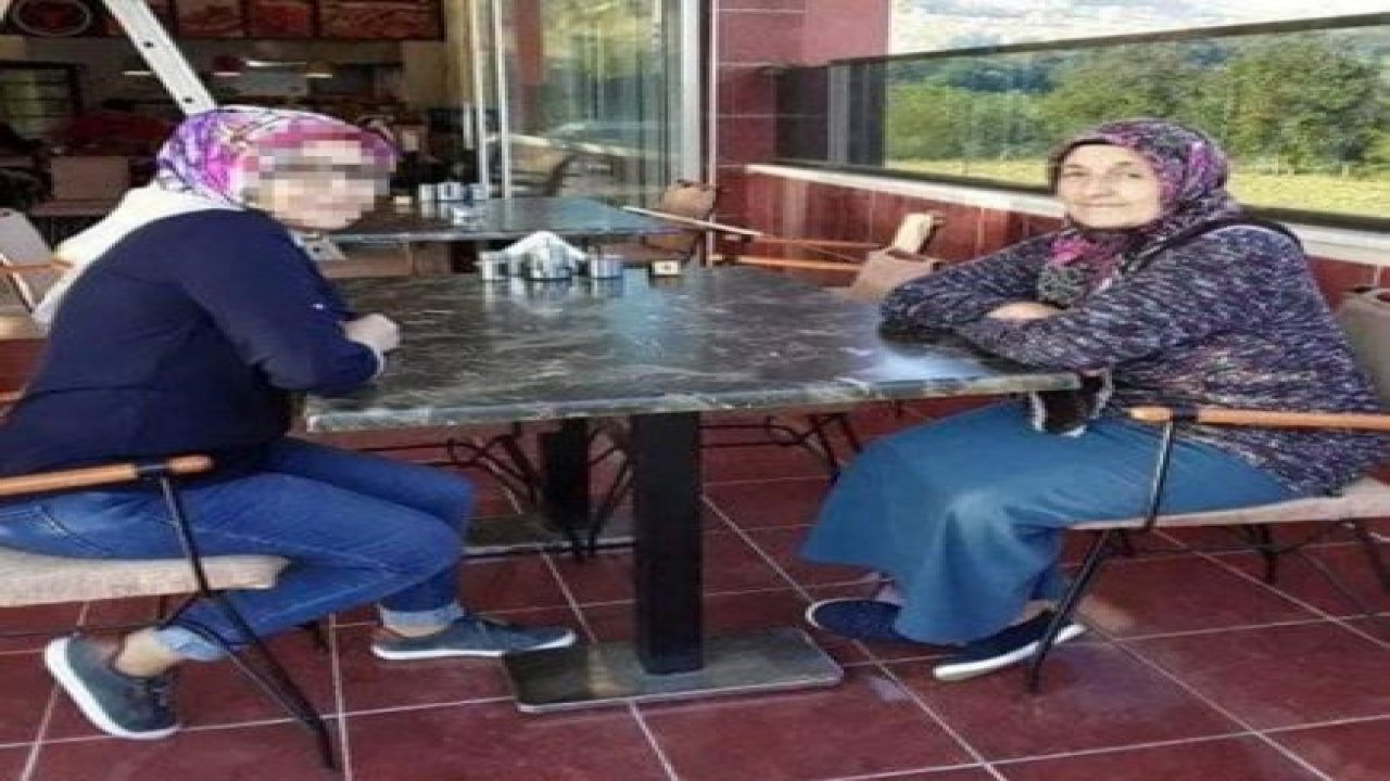 Zonguldakta Vahşet! 31 yaşındaki kadın cinnet geçirip anne ve anneannesini baltayla doğrayıp, uzuvlarını evin penceresinden sokağa attı