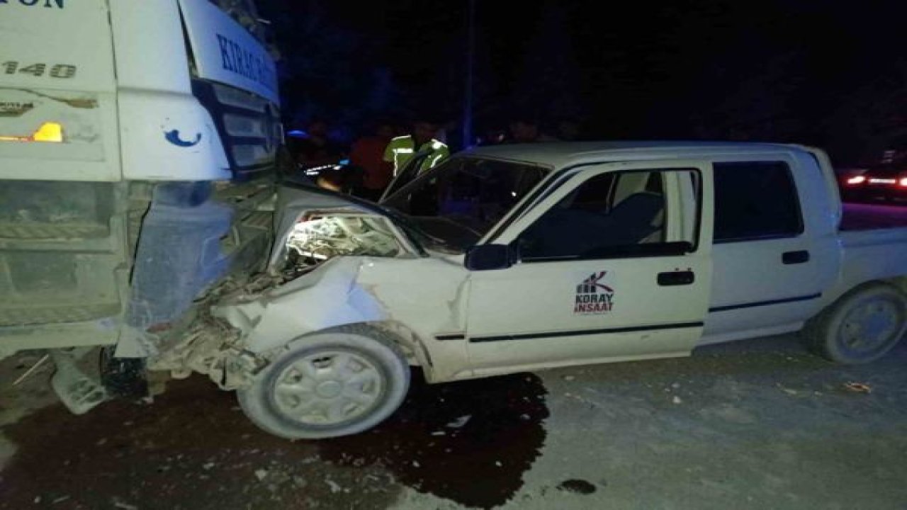 KAHRANMARAŞ kaza! Gaziantep'e komşu il maraş’ta beton mikseri pikapla çarpıştı: 7 yaralı