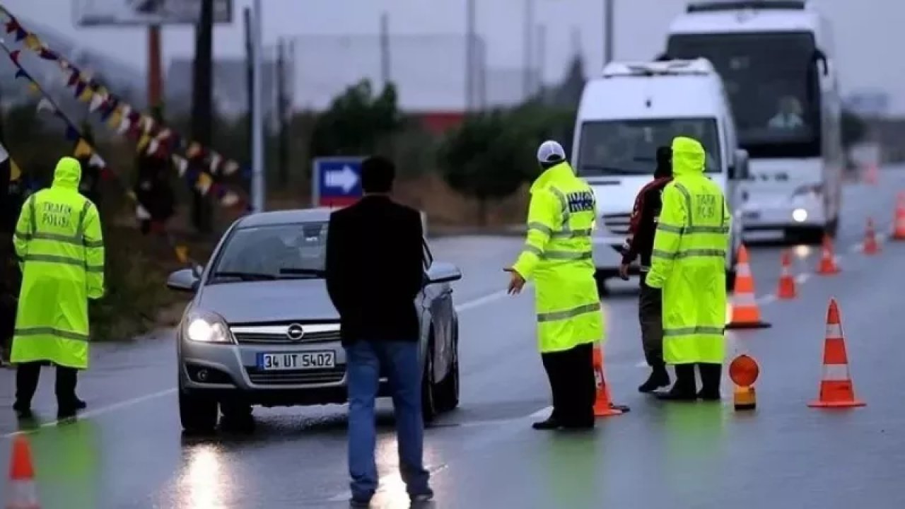 Sürücülerin korkulu rüyası sona eriyor: Artık ehliyet taşımaya gerek yok!